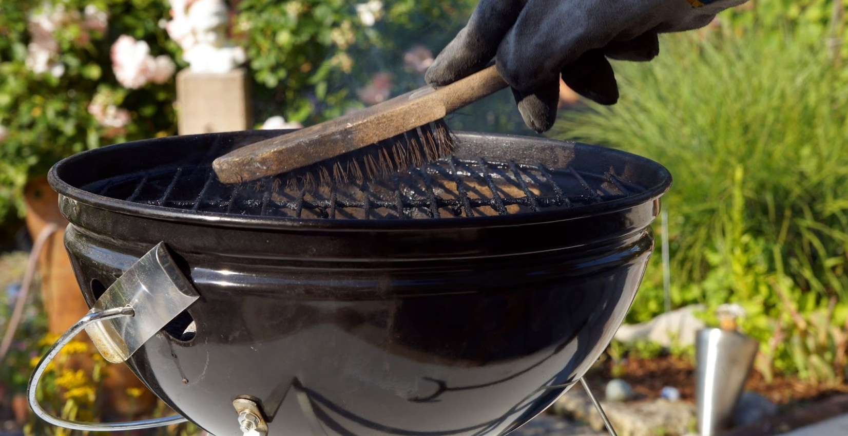 A better way to clean your BBQ grill