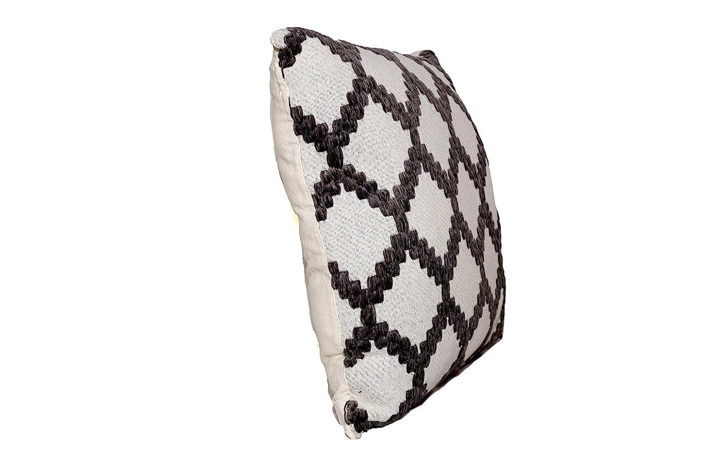 Diamond Pattern Cushion Cover (20x20 inch) I White & Black