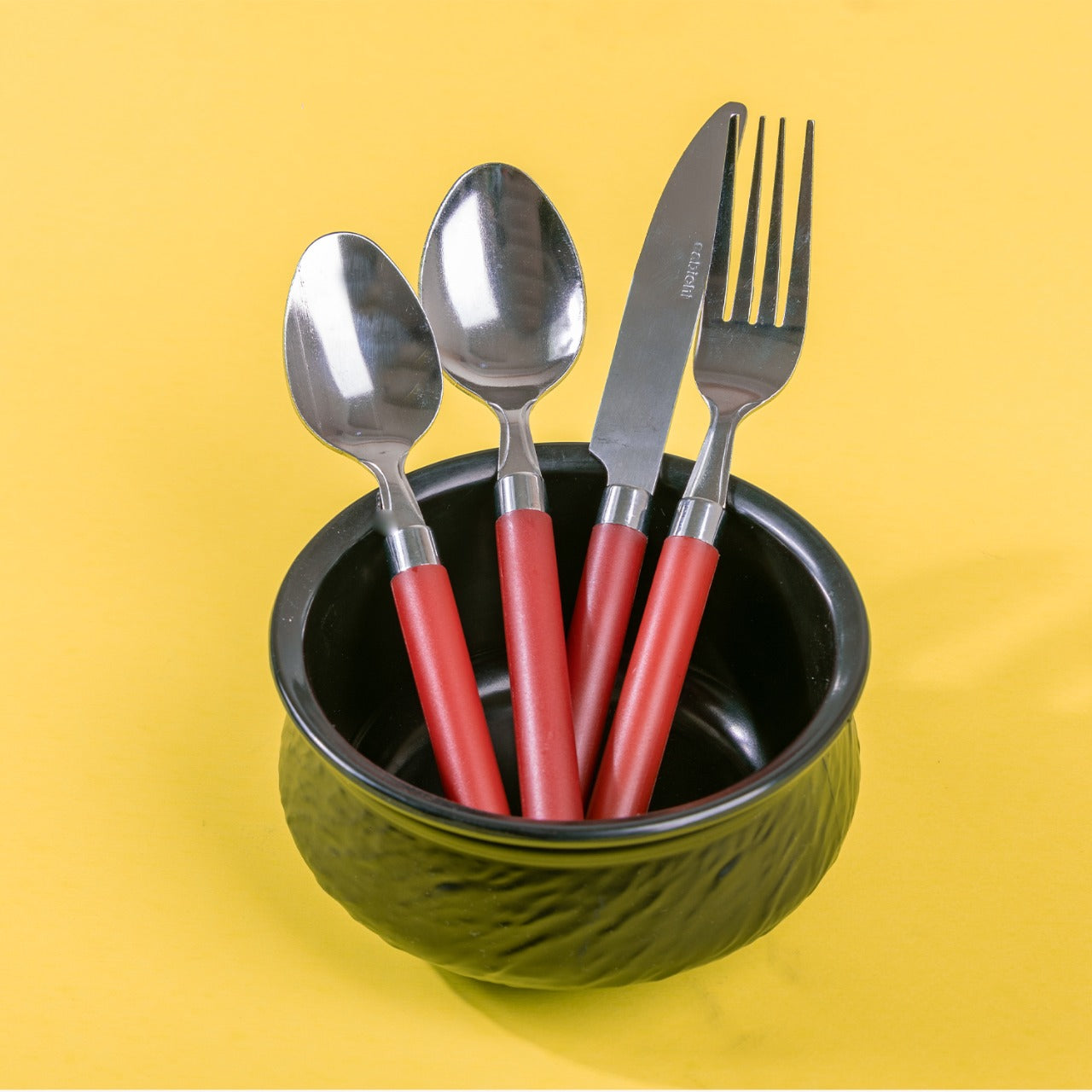 Elkie 16-Piece Round Cutlery Set I Red