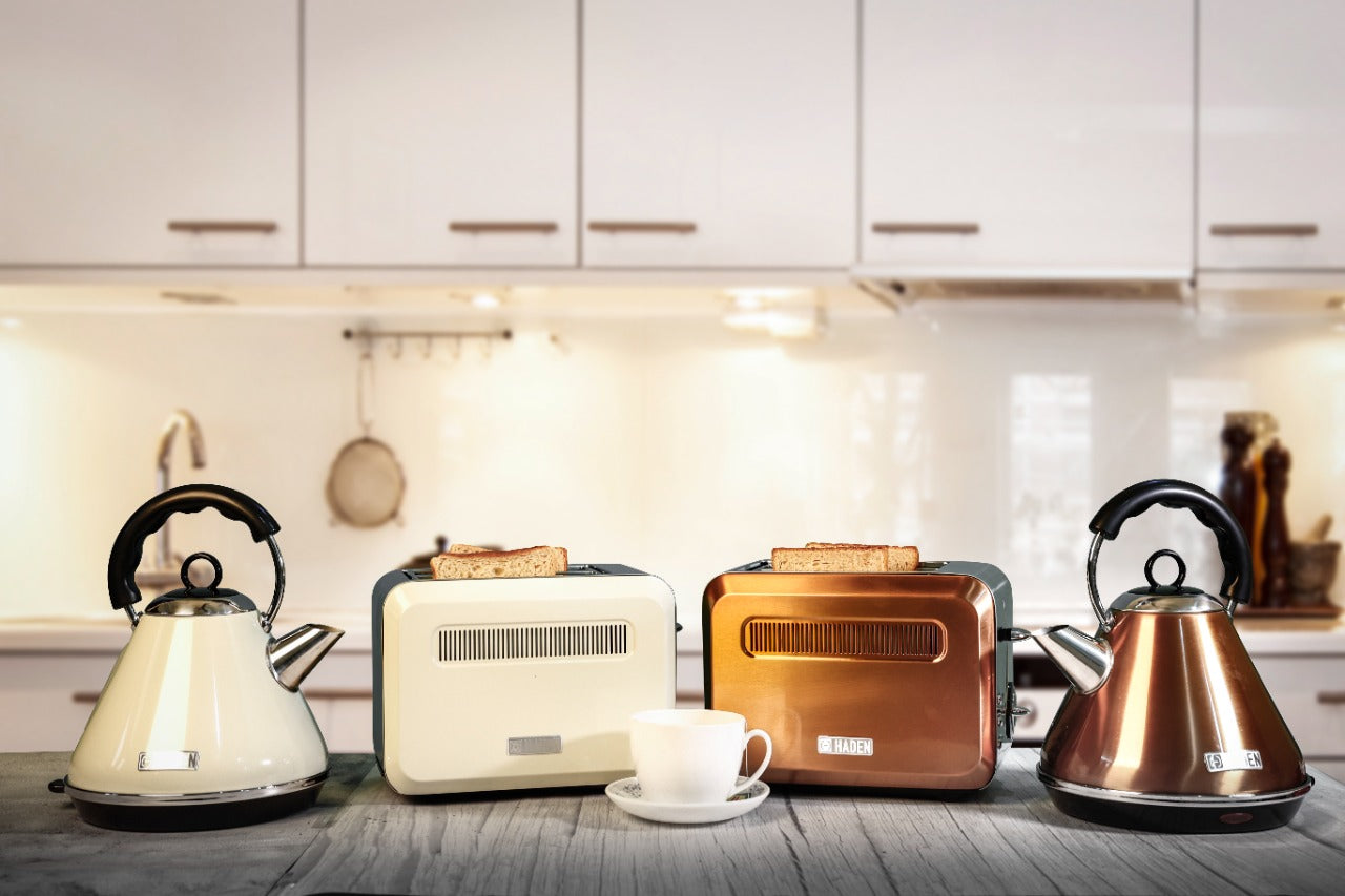 Boston Toaster and Kettle Set - Copper